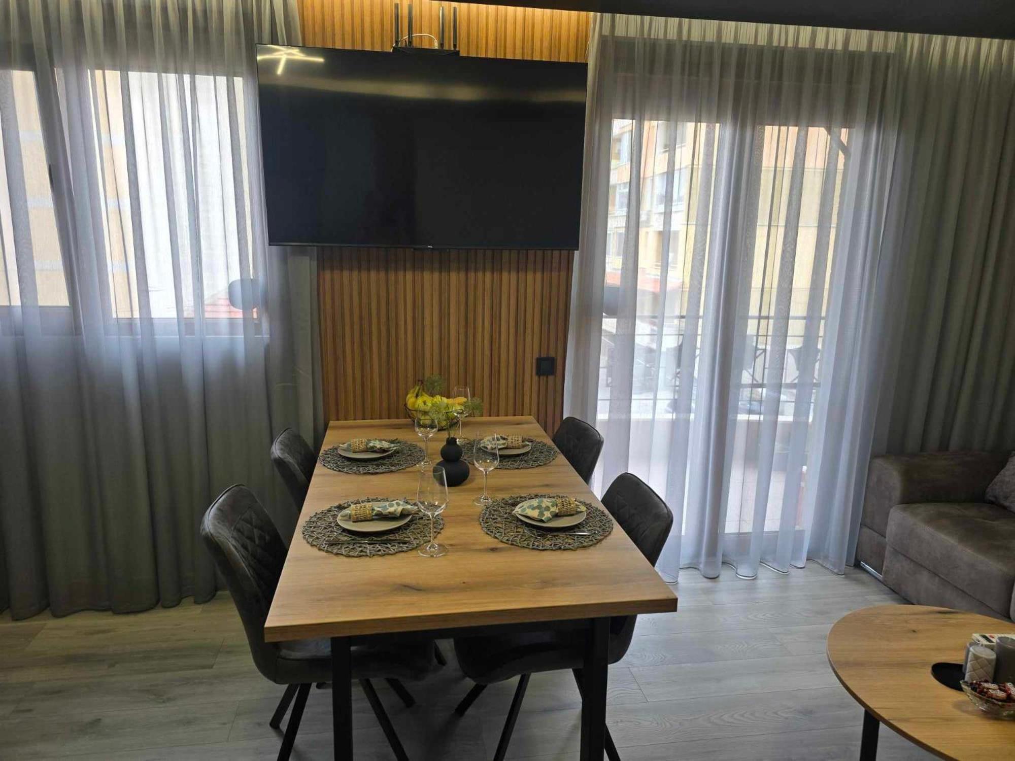 Luxury City Centre Appartment Iva Sliven Eksteriør billede